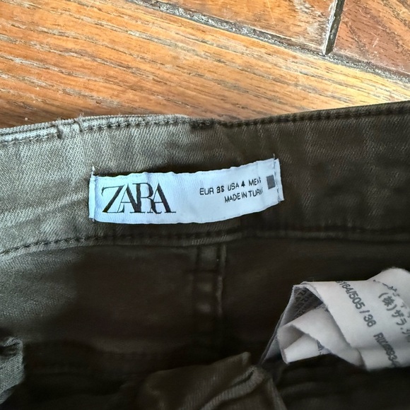Zara Khaki Slim Fit Pants - Picture 3 of 4